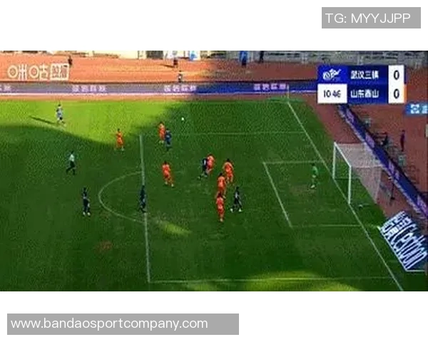 泰山队上半场领先三镇2-0泽卡刘洋进球被吹的争议瞬间回顾 泰山队上半场领先三镇2-0泽卡刘洋进球被吹的争议瞬间回顾