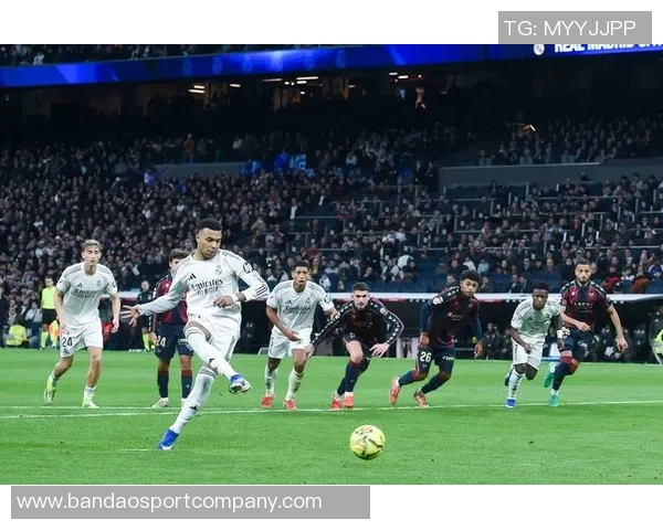 姆巴佩西甲连续8场进球追平皇马传奇记录仅次于C罗