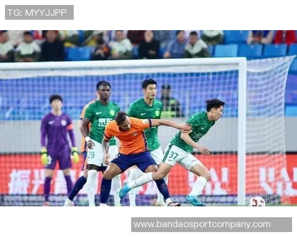 泰山队与前四球队交锋战绩分析海港平局申花失利蓉城遭双杀