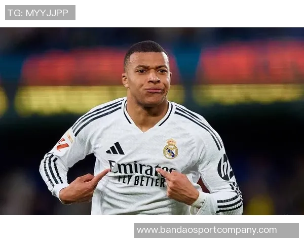 姆巴佩底线强突制造对手乌龙助皇马2-0领先塔拉维亚