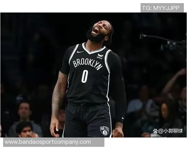 德拉蒙德再展篮板天赋三投全中三分命中收获7分并抢下10个篮板