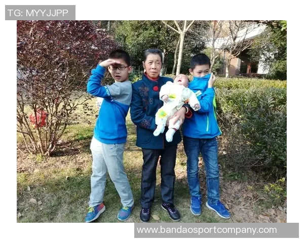 阿尔瓦雷斯社媒分享孩子出生喜讯幸福满满感动无比