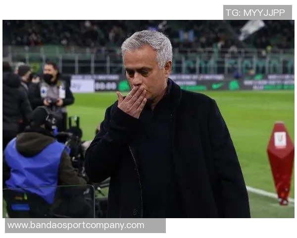 梅阿查之孙谈球场拆除计划感慨遗憾与苦涩情怀