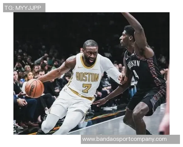 杰伦约历史仅六人达成三双成就欧洲三白神将双杀洛城双雄展现实力