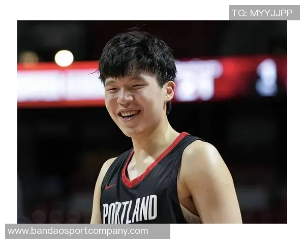 苏群谈杨瀚森争议认为速成派与不成派皆不可取的深刻见解